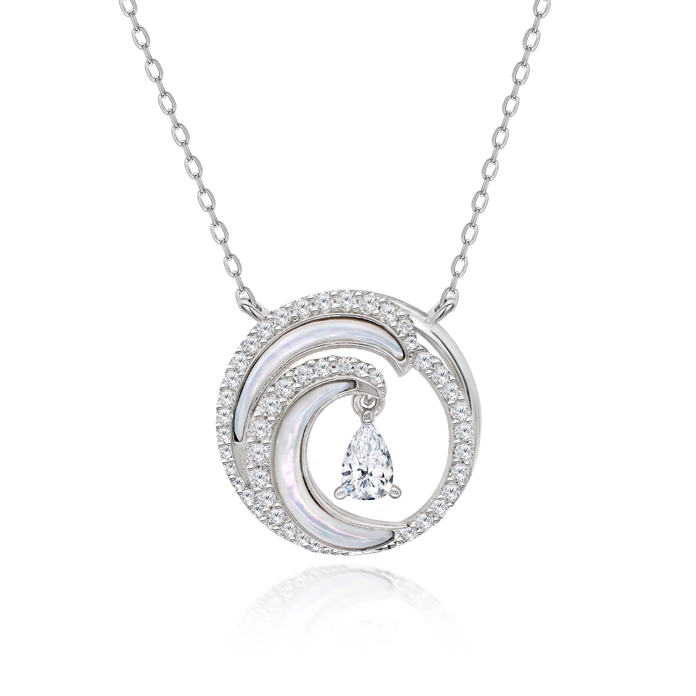 Lynora 2022 Necklace Crescent Moon Mother of Pearl Necklace