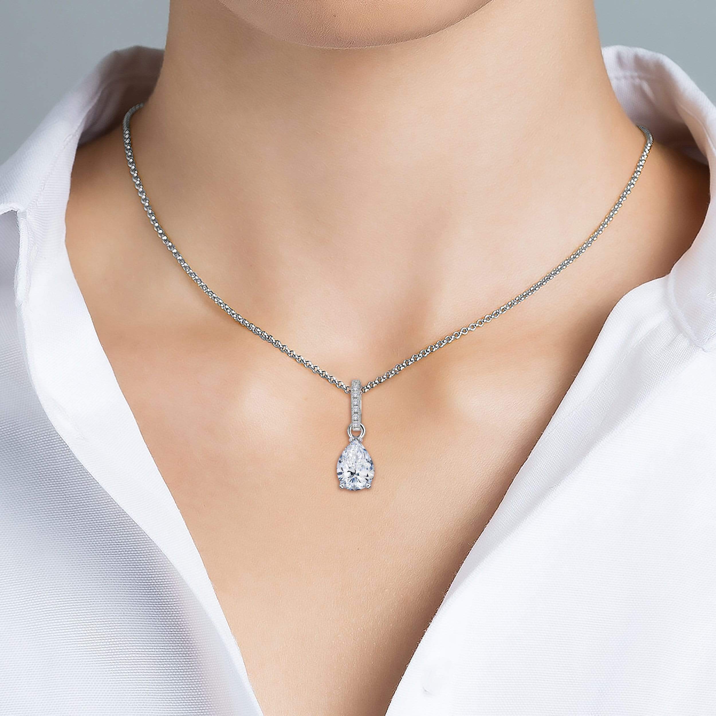 Lynora Jewellery Necklace 18" adj / Sterling Silver / Clear Moving Teardrop Pendant Sterling Silver