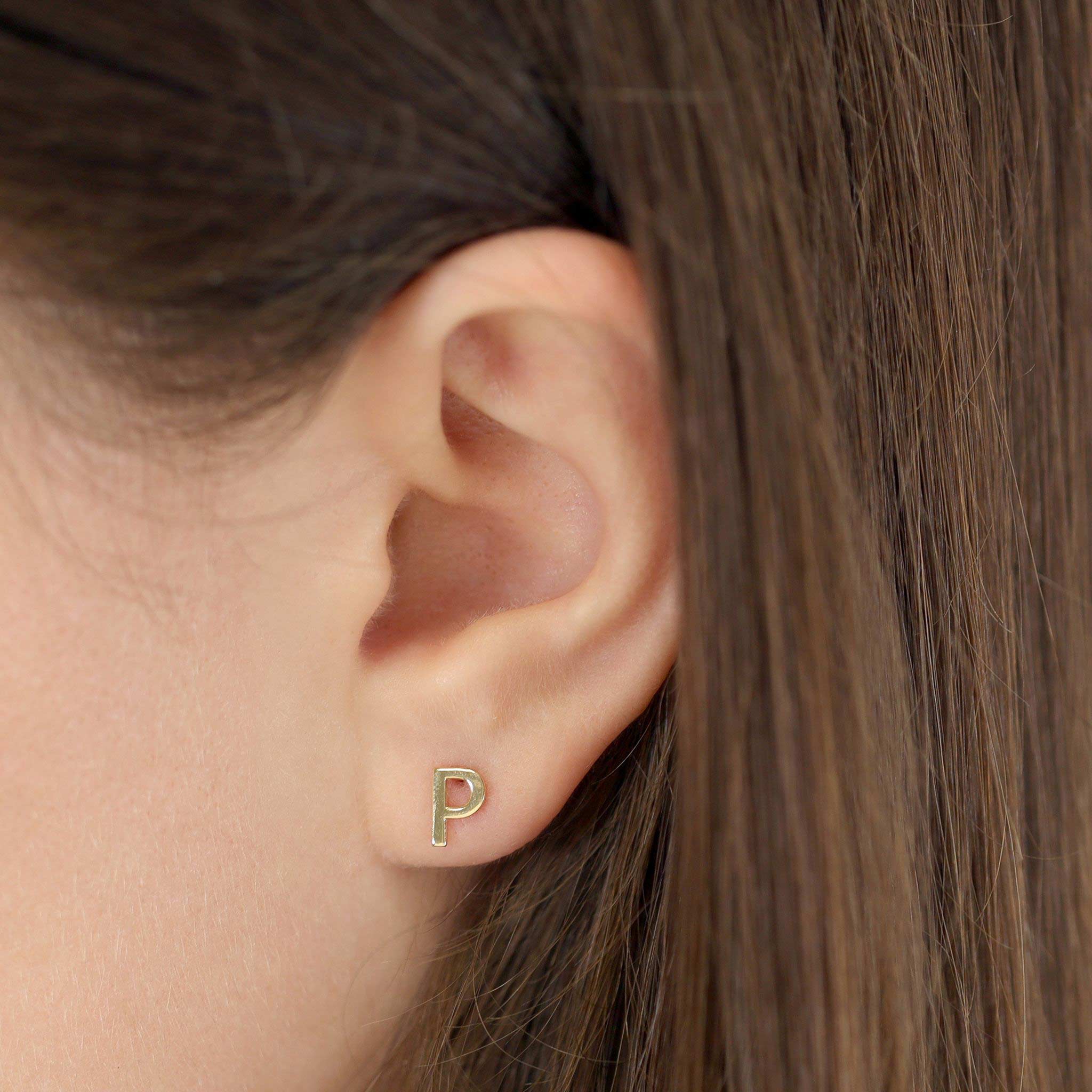 HGJ Earrings 9ct Yellow Gold Initial Stud Earrings Letter P 9ct Gold 9ct Yellow Gold Initial Stud Earrings Letter P