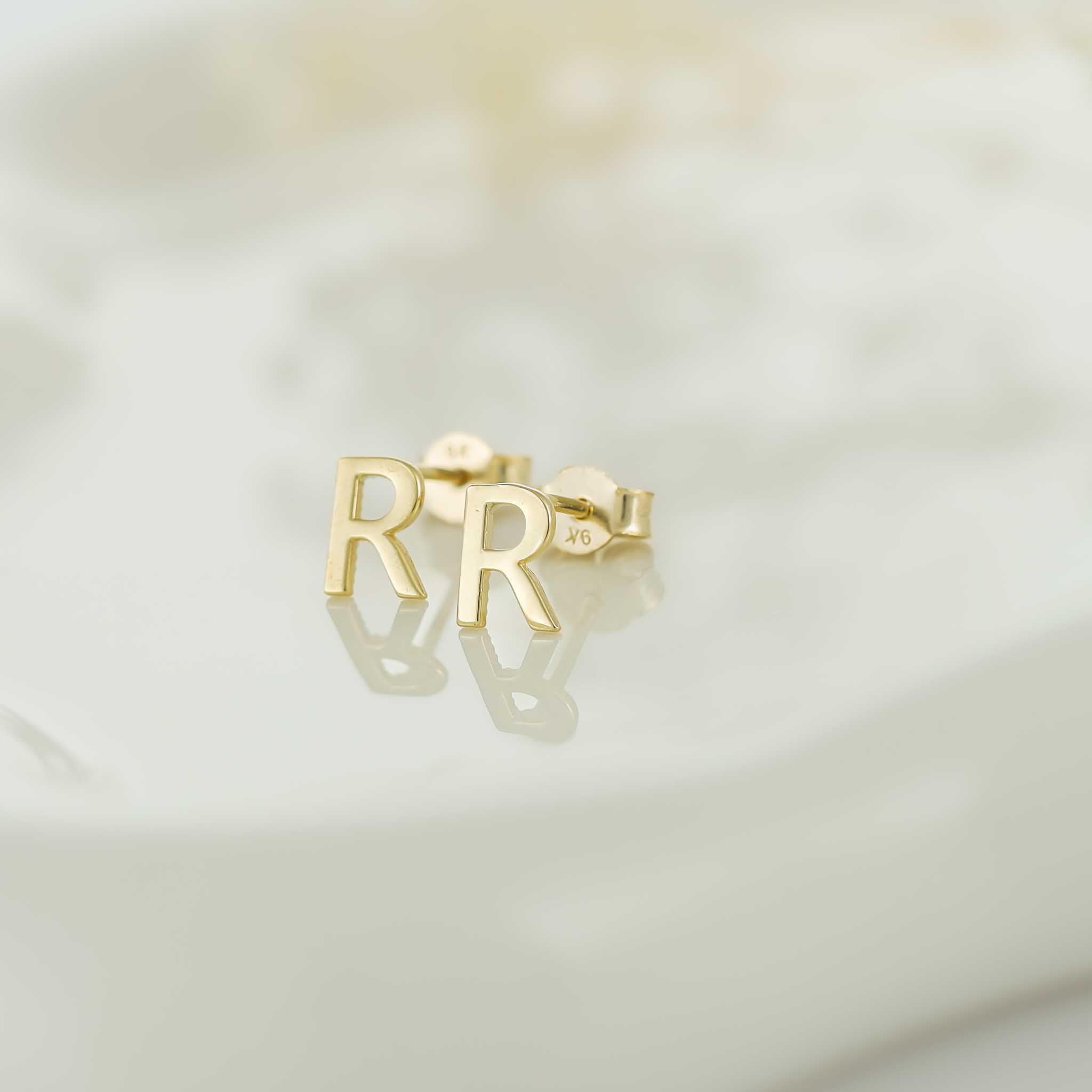 HGJ Earrings 9ct Yellow Gold Initial Stud Earrings Letter R 9ct Gold 9ct Yellow Gold Initial Stud Earrings Letter R