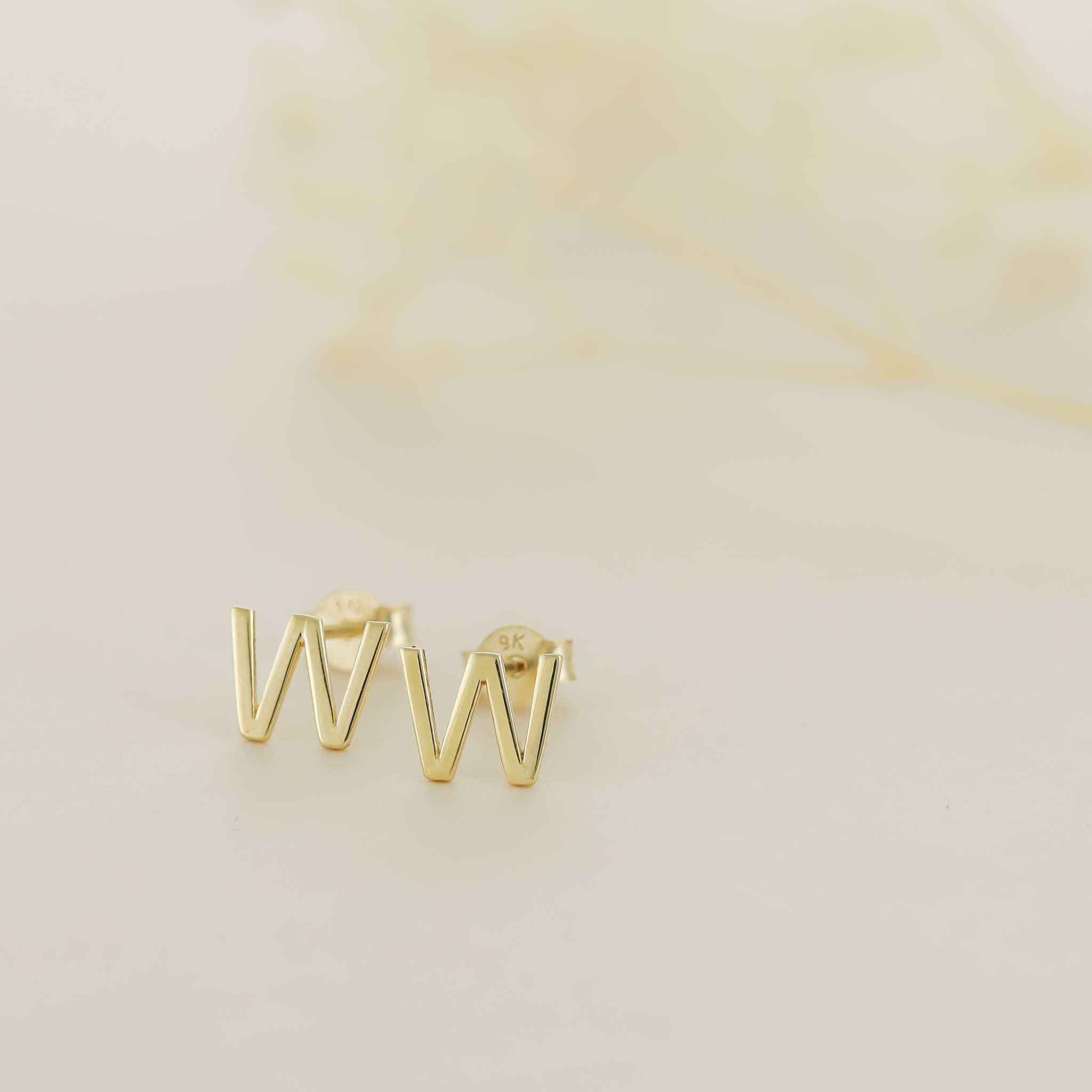 HGJ Earrings 9ct Yellow Gold Initial Stud Earrings Letter W 9ct Gold 9ct Yellow Gold Initial Stud Earrings Letter W